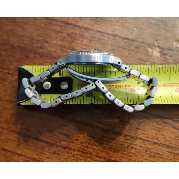 ESQ Swiss Women's Watch E5082 Stainless Steel Quartz  As Is Not Working - Picture 8 of 8